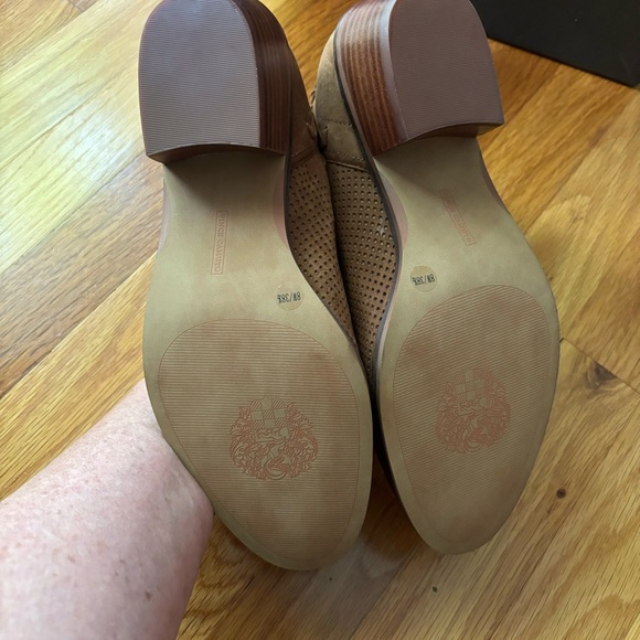 🍁 Vince Camuto Suede Booties - Wide 🍁 - Picture 10 of 14